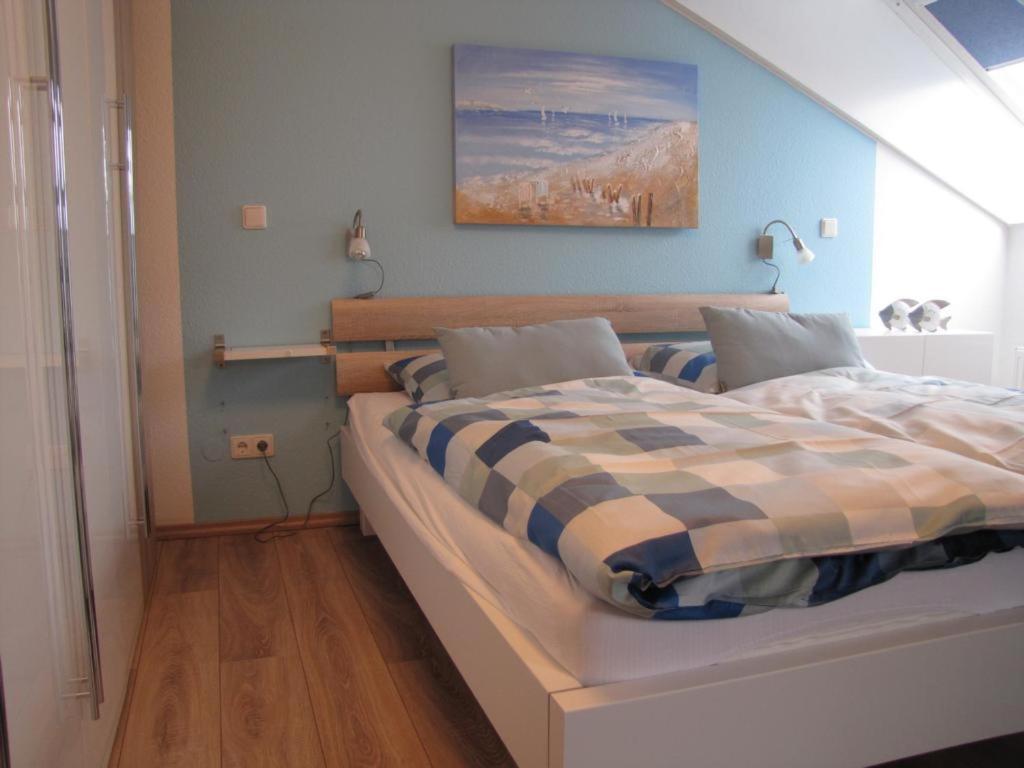 Ferienwohnung Rosenhof12 Büsumer Deichhausen Exterior foto